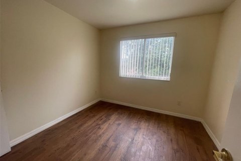 Townhouse in Davenport, Florida 3 bedrooms, 139.35 sq.m. № 1903427 - photo 12