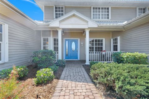 House in Cape Coral, Florida 3 bedrooms, 281.77 sq.m. № 1782355 - photo 7