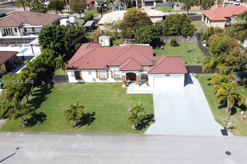 Casa en venta en Homestead, Florida, 4 dormitorios, 165.27 m2 № 2047537 - foto 29