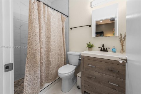 Casa en venta en Homestead, Florida, 4 dormitorios, 165.27 m2 № 2047537 - foto 24