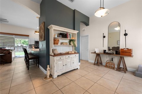 Casa en venta en Homestead, Florida, 4 dormitorios, 165.27 m2 № 2047537 - foto 11