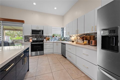 Casa en venta en Homestead, Florida, 4 dormitorios, 165.27 m2 № 2047537 - foto 7