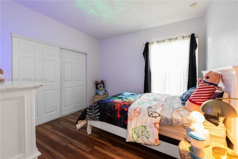 Casa en venta en Homestead, Florida, 4 dormitorios, 165.27 m2 № 2047537 - foto 18