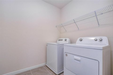 House in Wesley Chapel, Florida 5 bedrooms, 227.33 sq.m. № 1829255 - photo 19