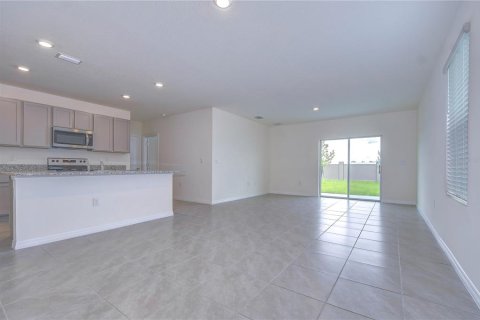 House in Wesley Chapel, Florida 5 bedrooms, 227.33 sq.m. № 1829255 - photo 3