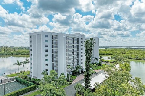 Condominio en alquiler en Sarasota, Florida, 2 dormitorios, 95.6 m2 № 1916485 - foto 10