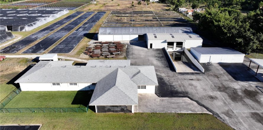 Villa ou maison à Homestead, Floride 5 chambres, 733.56 m2 № 2004372
