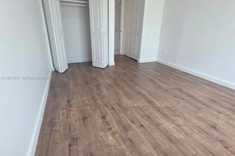 Copropriété à louer à Miami, Floride: 2 chambres, 109.16 m2 № 2051539 - photo 23