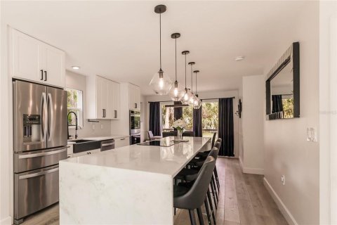 Casa en venta en Sarasota, Florida, 3 dormitorios, 220.74 m2 № 2195688 - foto 8