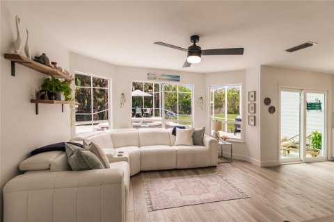 Casa en venta en Sarasota, Florida, 3 dormitorios, 220.74 m2 № 2195688 - foto 14