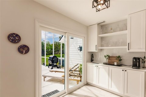 Casa en venta en Sarasota, Florida, 3 dormitorios, 220.74 m2 № 2195688 - foto 11