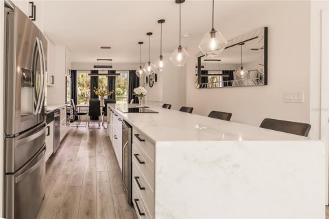 Casa en venta en Sarasota, Florida, 3 dormitorios, 220.74 m2 № 2195688 - foto 9