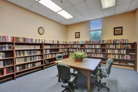 Copropriété à vendre à Lauderdale Lakes, Floride: 1 chambre, 61.5 m2 № 2002265 - photo 11