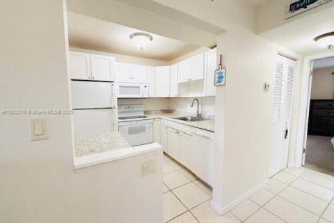 Condo à Lauderdale Lakes, Floride, 1 chambre  № 2002265