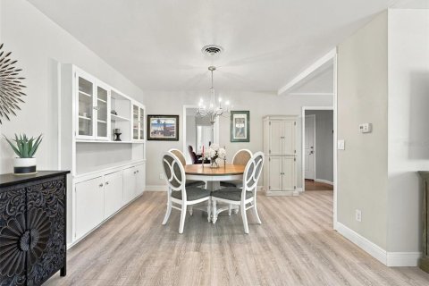 Villa ou maison à vendre à Englewood, Floride: 3 chambres, 145.48 m2 № 2437399 - photo 12