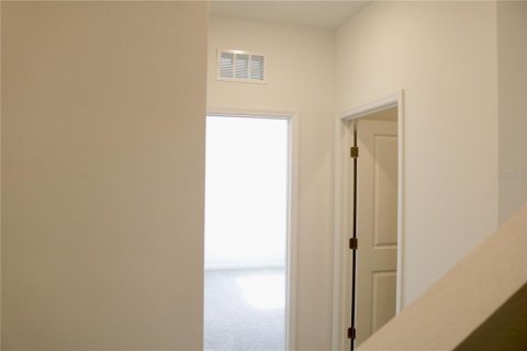 Casa en venta en Haines City, Florida, 4 dormitorios, 170.57 m2 № 1899350 - foto 5