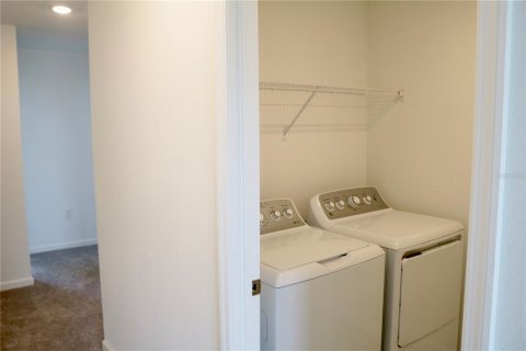 Casa en venta en Haines City, Florida, 4 dormitorios, 170.57 m2 № 1899350 - foto 20