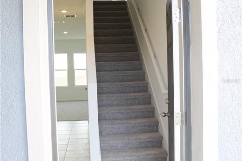 Casa en venta en Haines City, Florida, 4 dormitorios, 170.57 m2 № 1899350 - foto 3