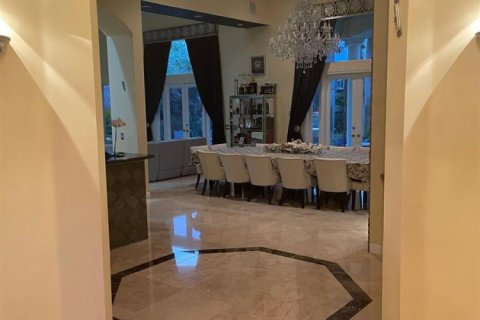 Casa en Hollywood, Florida 4 dormitorios, 396.23 m2 № 2372365