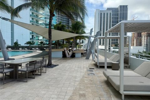 Condominio en venta en Miami, Florida, 1 dormitorio, 87.14 m2 № 1932615 - foto 14