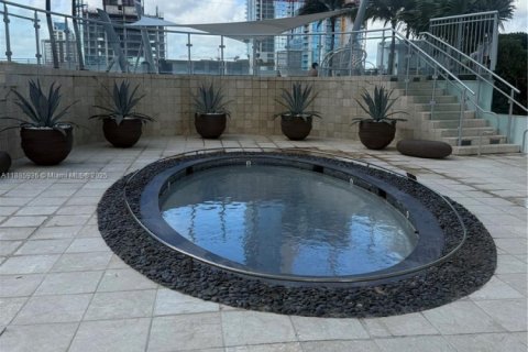 Condominio en venta en Miami, Florida, 1 dormitorio, 87.14 m2 № 1932615 - foto 22