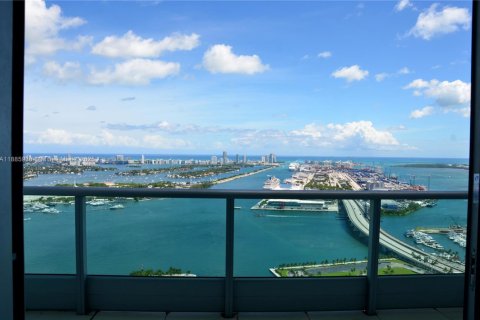 Condominio en venta en Miami, Florida, 1 dormitorio, 87.14 m2 № 1932615 - foto 28