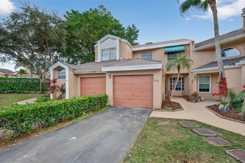 Adosado en venta en Tamarac, Florida, 3 dormitorios, 135.08 m2 № 2006428 - foto 3