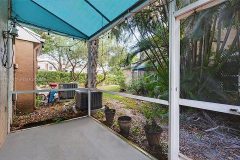 Adosado en venta en Tamarac, Florida, 3 dormitorios, 135.08 m2 № 2006428 - foto 18