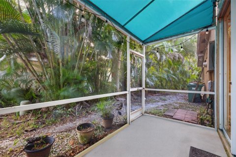 Adosado en venta en Tamarac, Florida, 3 dormitorios, 135.08 m2 № 2006428 - foto 17