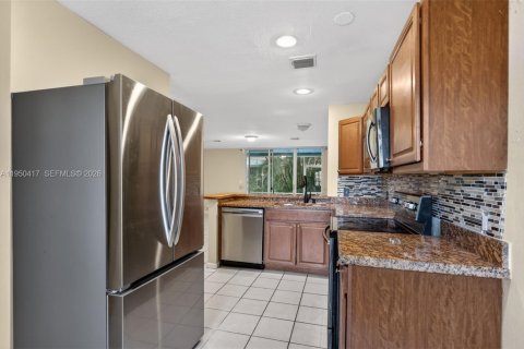 Adosado en venta en Tamarac, Florida, 3 dormitorios, 135.08 m2 № 2006428 - foto 15