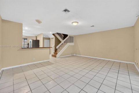 Adosado en venta en Tamarac, Florida, 3 dormitorios, 135.08 m2 № 2006428 - foto 19