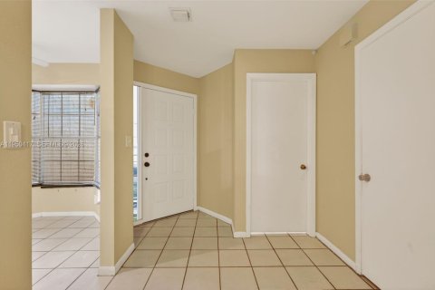 Adosado en venta en Tamarac, Florida, 3 dormitorios, 135.08 m2 № 2006428 - foto 6