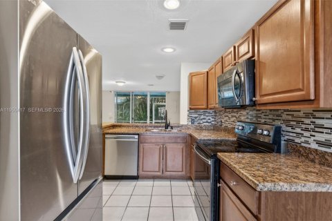 Adosado en venta en Tamarac, Florida, 3 dormitorios, 135.08 m2 № 2006428 - foto 11