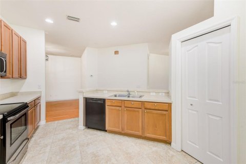 Villa ou maison à vendre à Tampa, Floride: 2 chambres, 137.87 m2 № 1898479 - photo 15
