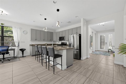 Villa ou maison à vendre à Lake Worth, Floride: 4 chambres, 240.25 m2 № 2437689 - photo 2