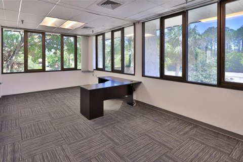 Immobilier commercial à louer à Palm Coast, Floride: 4531.49 m2 № 1678309 - photo 130