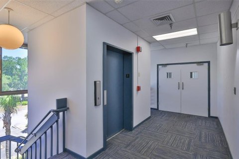 Immobilier commercial à louer à Palm Coast, Floride: 4531.49 m2 № 1678309 - photo 26