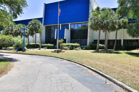 Immobilier commercial à louer à Palm Coast, Floride: 4531.49 m2 № 1678309 - photo 13