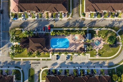 Купить таунхаус в Майами, Флорида 3 спальни, 163.32м2, № 1976482 - фото 3