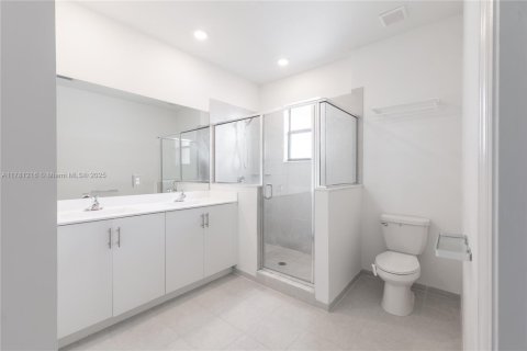 Townhouse in Homestead, Florida 3 bedrooms, 123.65 sq.m. № 1959291 - photo 16