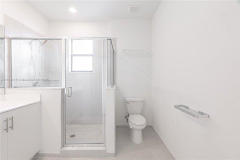 Townhouse in Homestead, Florida 3 bedrooms, 123.65 sq.m. № 1959291 - photo 17