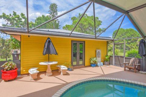 House in Port St. Lucie, Florida 4 bedrooms, 286.23 sq.m. № 2172376 - photo 24