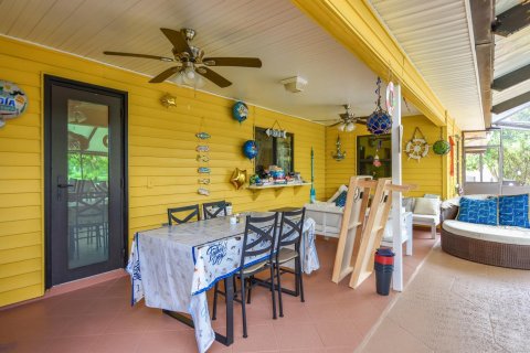 House in Port St. Lucie, Florida 4 bedrooms, 286.23 sq.m. № 2172376 - photo 21