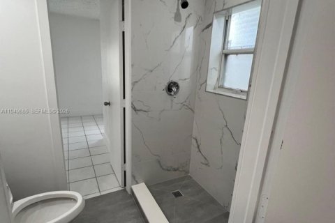 Снять в аренду квартиру в Холливуд, Флорида 1 спальня, № 2005586 - фото 4