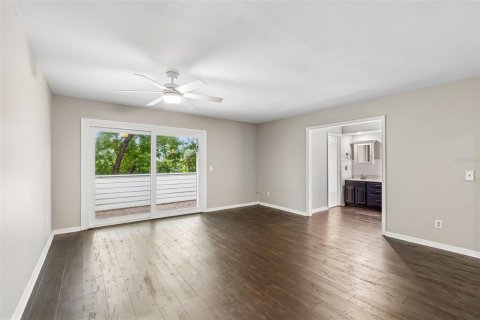 Touwnhouse à vendre à Tampa, Floride: 2 chambres, 144.93 m2 № 2287732 - photo 24