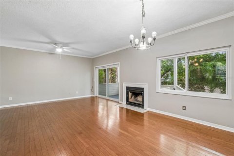 Touwnhouse à vendre à Tampa, Floride: 2 chambres, 144.93 m2 № 2287732 - photo 15