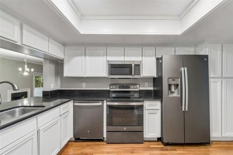 Touwnhouse à vendre à Tampa, Floride: 2 chambres, 144.93 m2 № 2287732 - photo 7