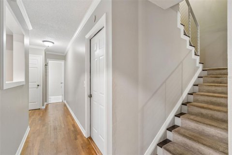 Touwnhouse à vendre à Tampa, Floride: 2 chambres, 144.93 m2 № 2287732 - photo 4