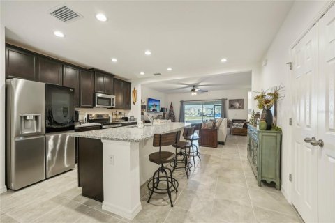 Adosado en venta en Davenport, Florida, 3 dormitorios, 149.2 m2 № 1521181 - foto 9