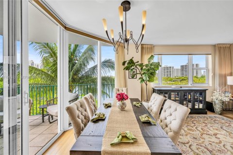 Condo in Aventura, Florida, 2 bedrooms  № 2179978 - photo 5